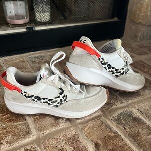 Nike Women’s Waffle Debut Sneakers